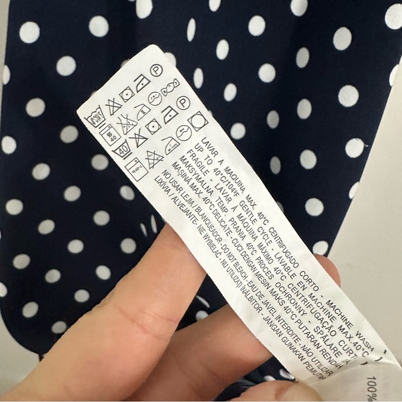 Zara polkadot dress, bow at collar - Size Sm - trapeze shape - Navy and white - Picture 5 of 6